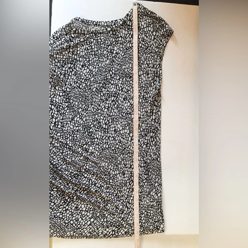 Apt 9 Sleeveless Black and White Patterned Women's Top - Picture 9 of 12
